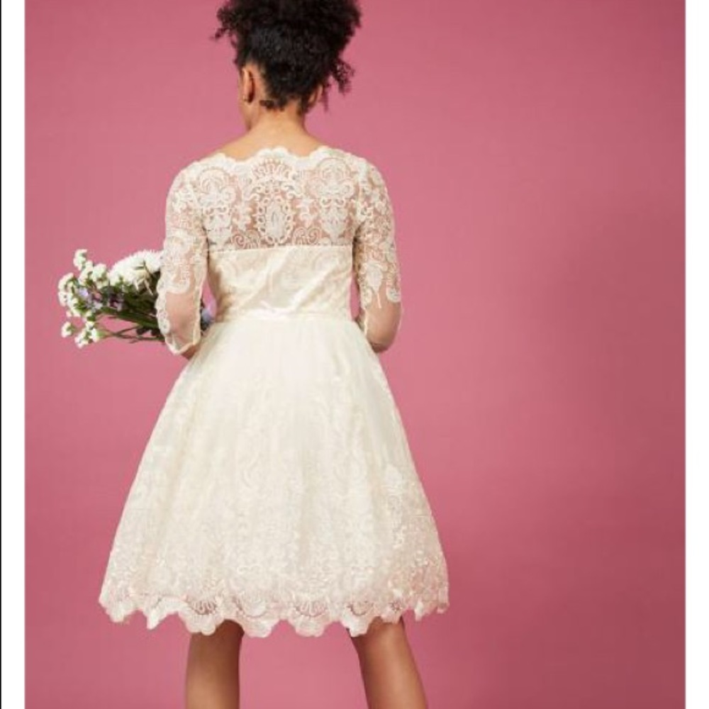 Chi Chi London ModCloth Gilded Grace Lace … - Picture 2 of 14